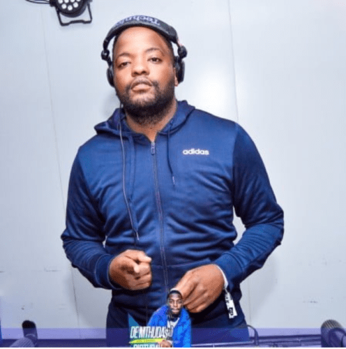 De Mthuda – Ingoma Ft. Mkeyz De Mthuda – Ingoma feat. Mkeyz