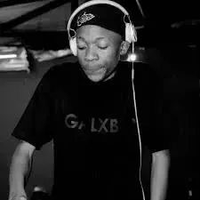 LowBass Djy & Leroy SA – Saka LowBass Djy & Leroy SA – Saka