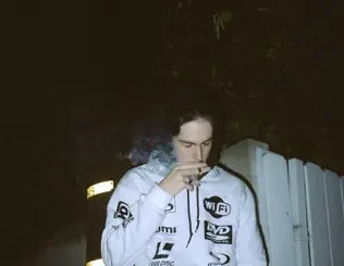 ALBUM: BONES – DeadBoy BONES – DeadBoy