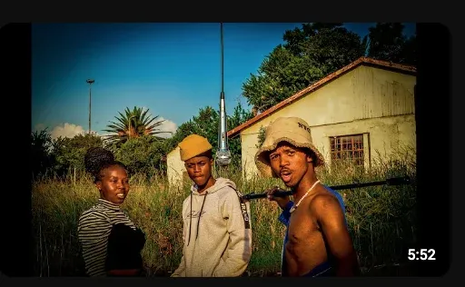 TitaniQ MusiQ – Ukuba Nawe ft Tee dow & Jnr2.0