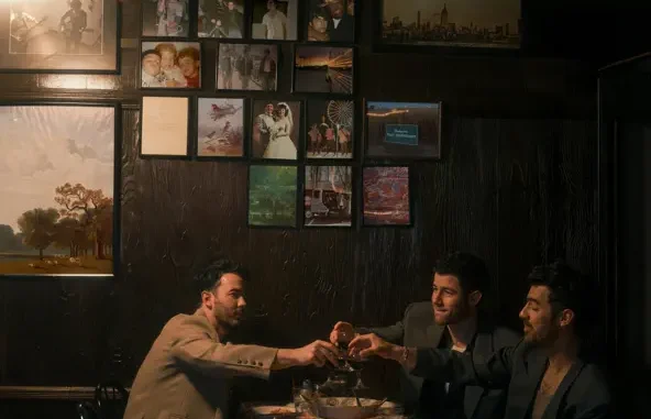 Jonas Brothers Greetings From Your Hometown