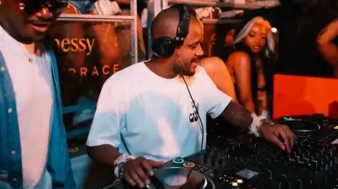 Kabza De Small – Hangawt 1632 Amapiano Mix (4 August)