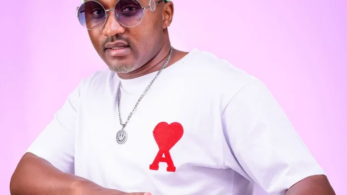 Muvo De Icon – Lonely (Snippet) ft DJ Arabic & Msindisi Muvo De Icon – Lonely (Snippet) ft DJ Arabic & Msindisi